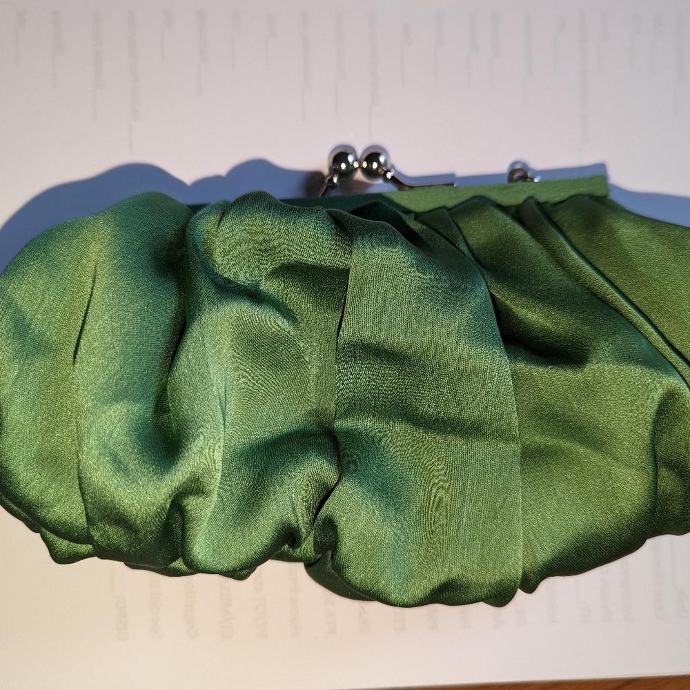 Emerald green bridal or bridesmaid clutch